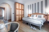 Chambres avec porte communicante et balcon Dependance